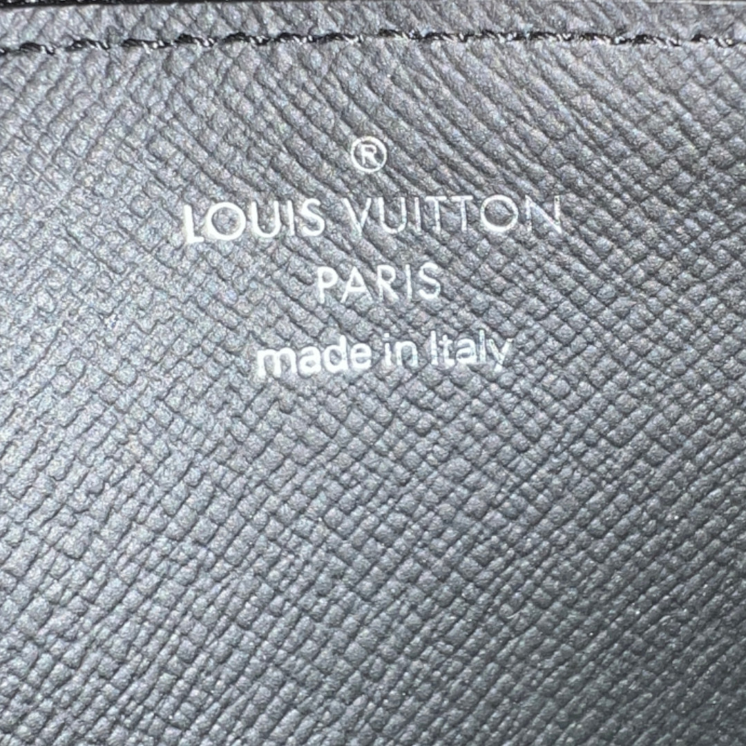 LOUIS VUITTON COIN KARTENETUI AUS TAIGA LEDER IN NOIR (M62914)