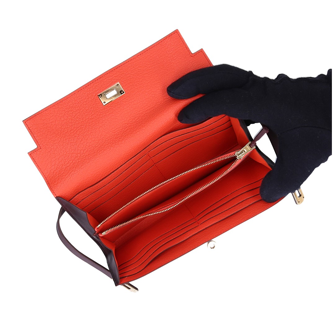 48605-Hermes-Brieftasche-Rotwein_2D_0004dNuGoM4RtTC82 HERMÈS BRIEFTASCHE KELLY CLASSIQUE AUS VEAU GHILLIES SWIFT IN PRUNE/POPPY ORANGE MIT GHW