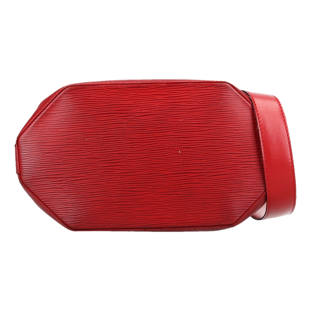39348-Louis-Vuitton-epi_2D_0009