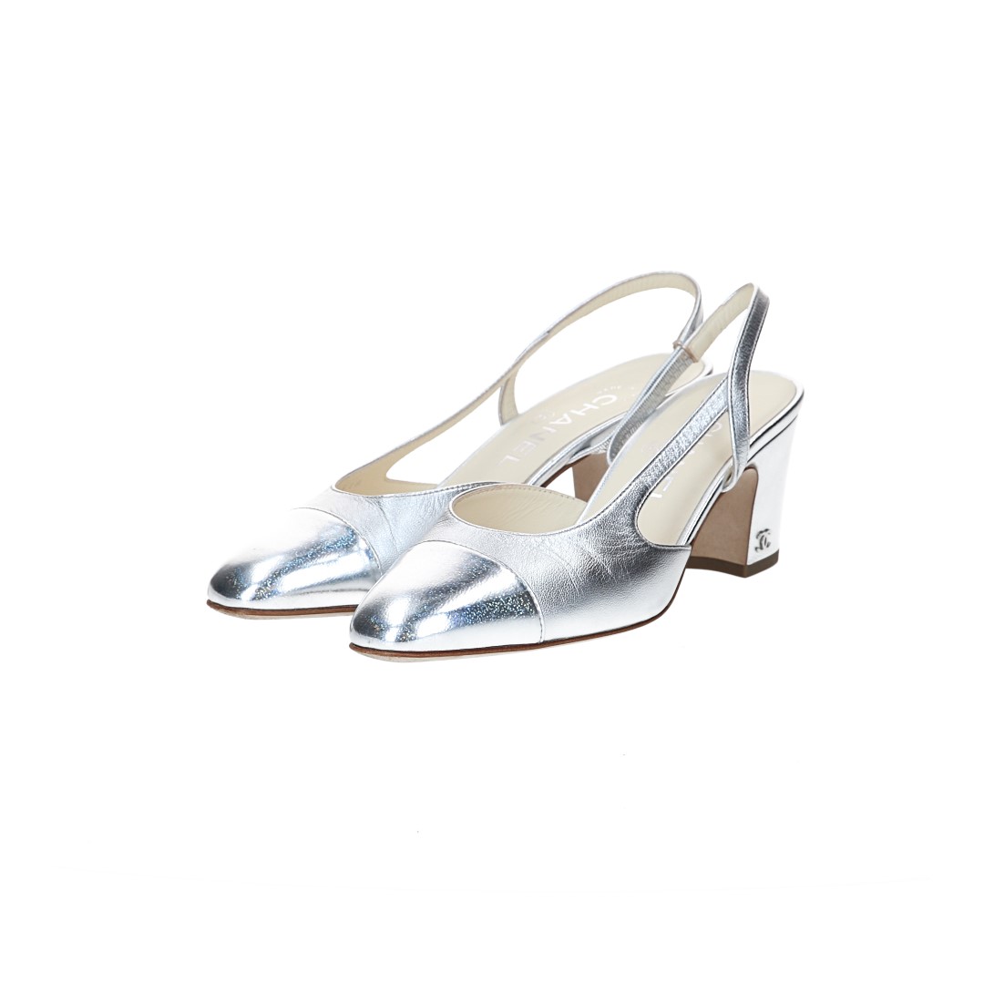 CHANEL SLINGPUMPS SCHUHE AUS LEDER IN SILBERN GR. 36 (A G311318)