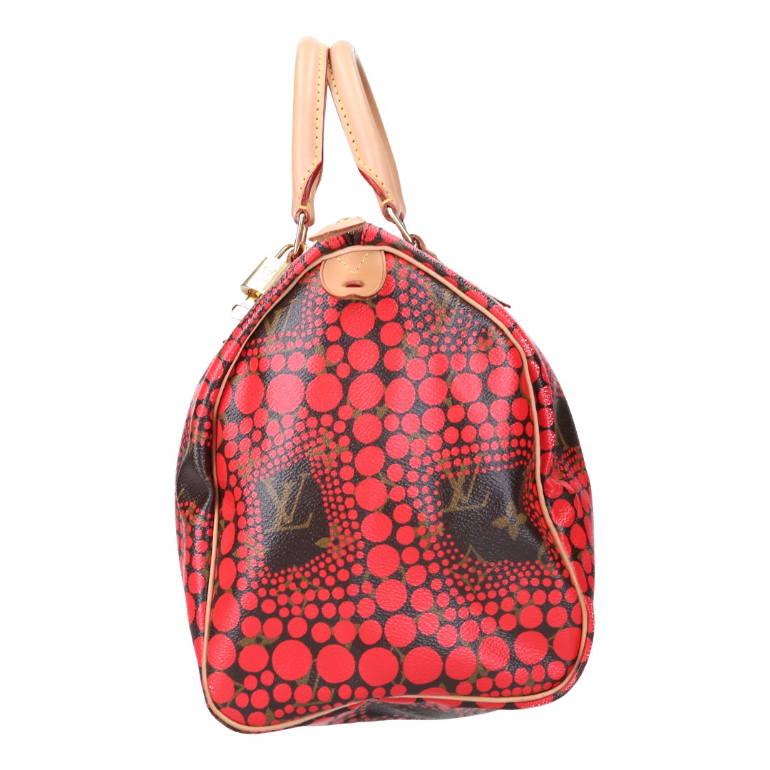 45282-Speedy30-rot_2D_0003 LOUIS VUITTON SPEEDY 30 HENKELTASCHE AUS MONOGRAM KUSAMA CANVAS (M40693)