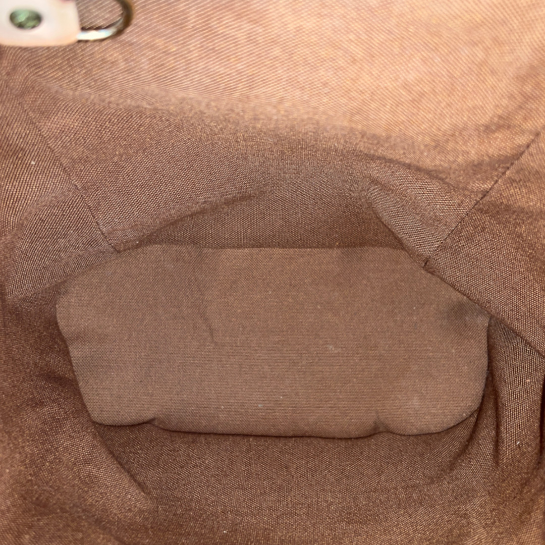 46032-Louis-Vuitton-Montsouris-Monogram-Canvas_2d_0032