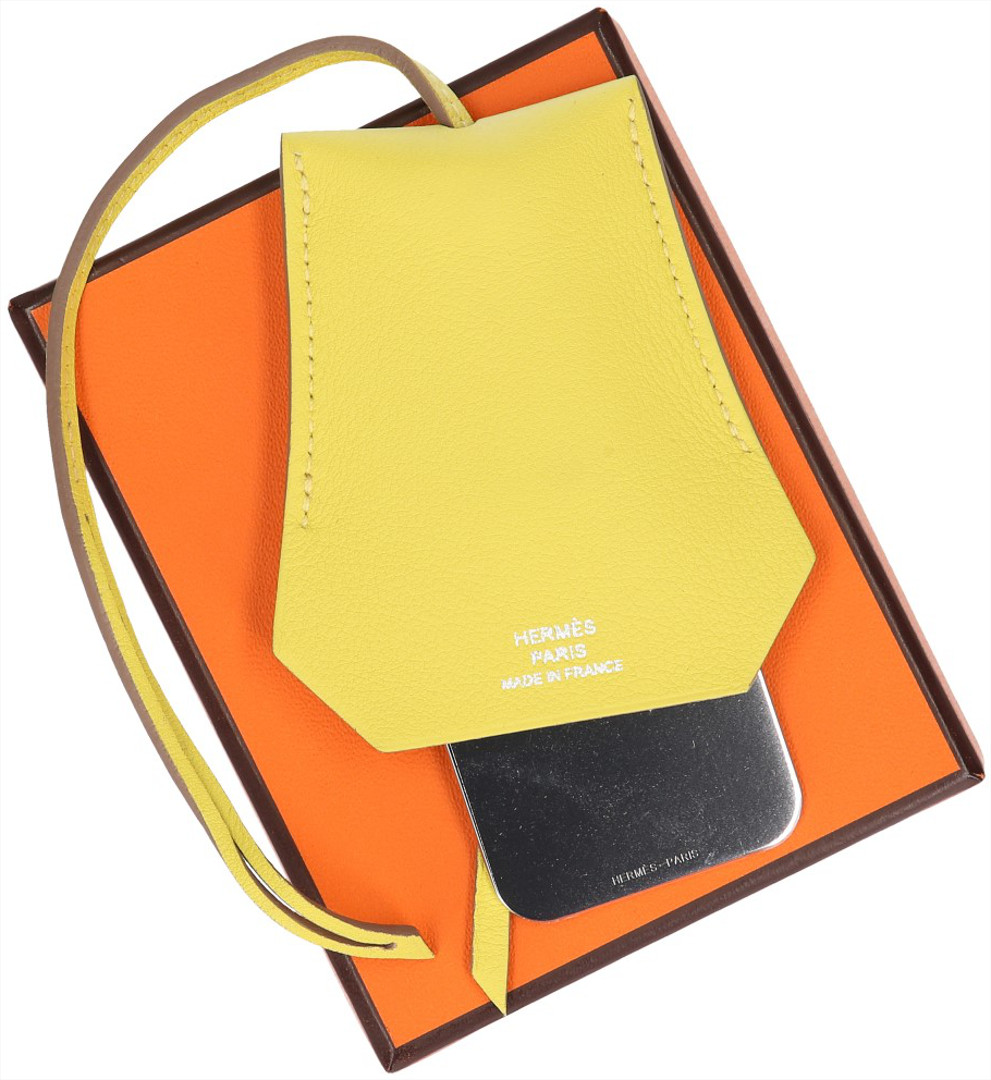 HERMES ANHÄNGER MIT TASCHENSPIEGEL 'NARCISSE' AUS VEAU SWIFT IN LIME