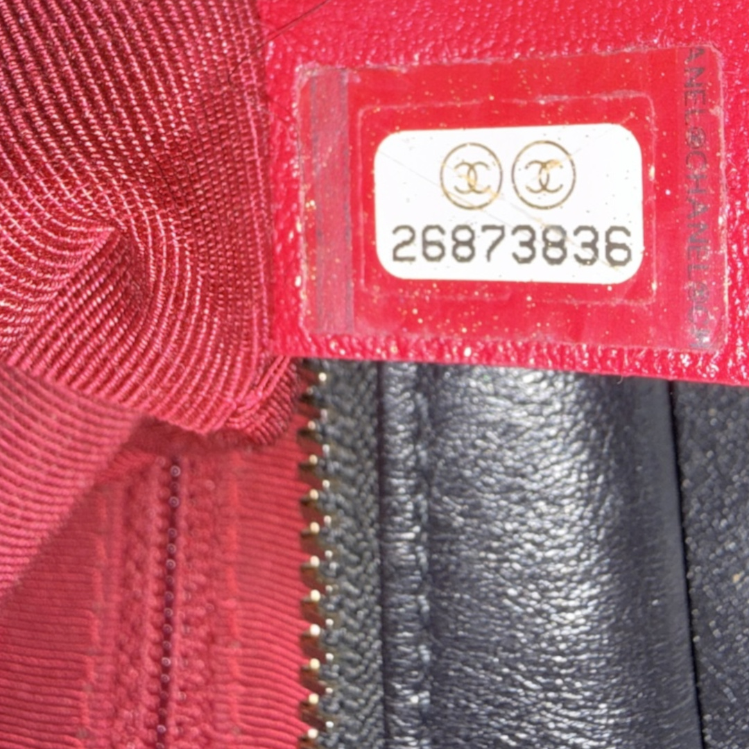 CHANEL GABRIELLE (SMALL) HANDTASCHE KALBSLEDER IN SCHWARZ (A91810)