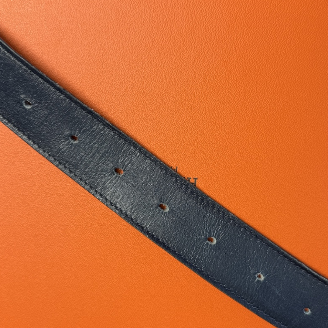 Hermès reversible belt 24 mm made of leather size 100 in blue