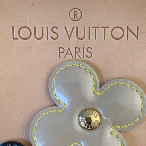 LOUIS VUITTON HAARACCESSOIRE SET AUS MONOGRAM VERNIS LEDER, VVN LEDER & METALL