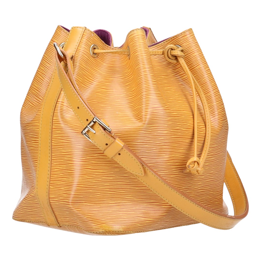 43523-Louis-Vuitton-Noe-PM-Epi_2D_0008 LOUIS VUITTON NOÉ PETIT MODEL SCHULTERTASCHE AUS EPI LEDER IN TASSIL GELB (M44109)