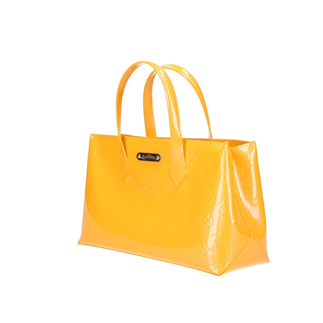 46350-Louis-Vuitton-Henkeltasche_2D_0002 LOUIS VUITTON WILSHIRE PM SCHULTERTASCHE AUS MONOGRAM VERNIS LEDER IN JAUNE PASSION