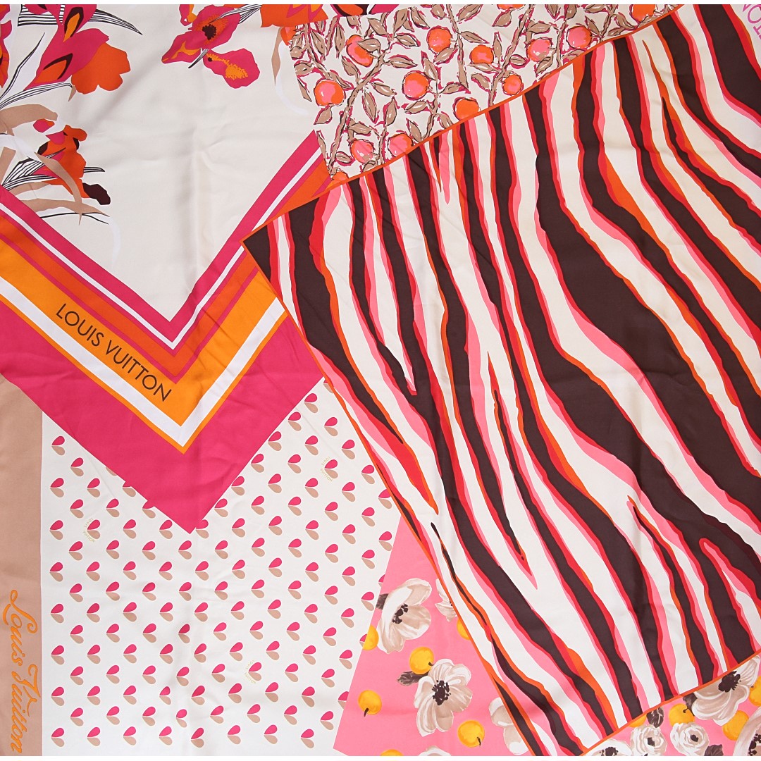 49900-LouisVuitton-Tuch-Blumen_2D_0001 LOUIS VUITTON CARRÉ TUCH 85 x 85 AUS SEIDE (400505)
