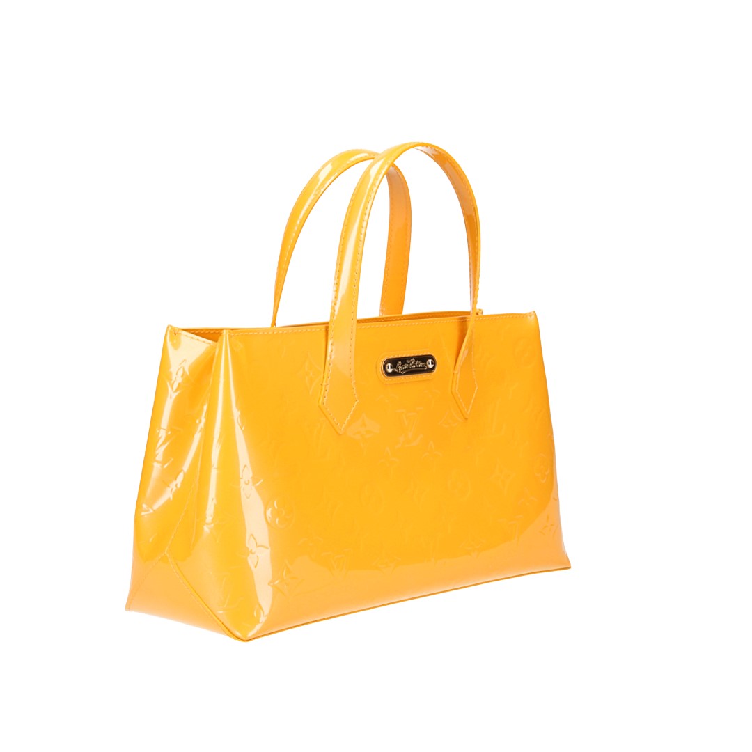46350-Louis-Vuitton-Henkeltasche_2D_0008 LOUIS VUITTON WILSHIRE PM SCHULTERTASCHE AUS MONOGRAM VERNIS LEDER IN JAUNE PASSION