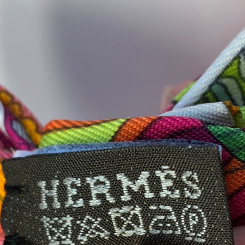 HERMÈS FLIEGE AUS SEIDE