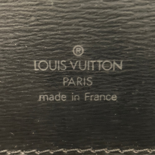 LOUIS VUITTON CLUNY SCHULTERTASCHE AUS EPI LEDER IN KOURIL SCHWARZ