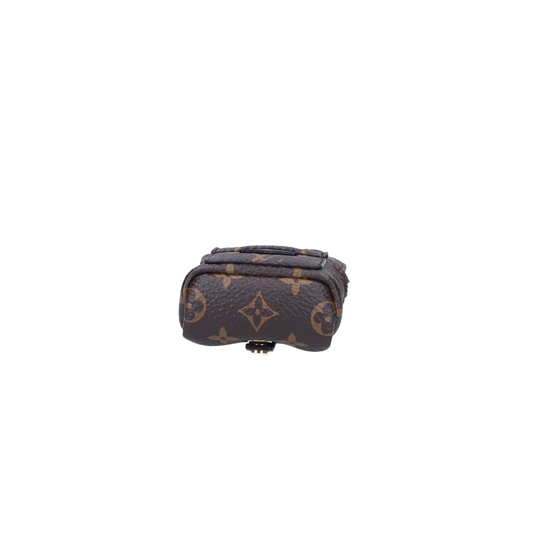 47607-Louis-Vuitton-Palm-Spring_2D_0009