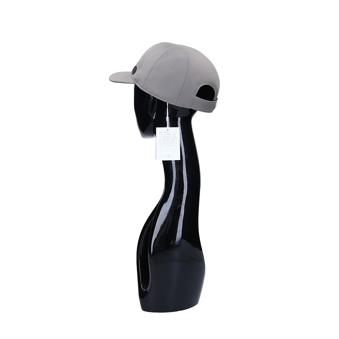 48269_Hermes_M-tze_2D_0004 HERMÈS KAPPE - CASQUETTE MIT 'MILES CDS' AUS BAUMWOLLE IN ETAIN/NOIR GR. 60