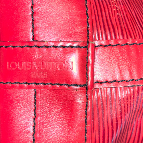 LOUIS VUITTON NOE GM SCHULTERTASCHE AUS EPI LEDER IN CASTILLIAN ROT