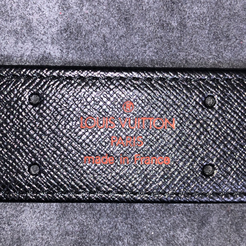 44137-Louis-Vuitton-Handtasche-Epi_2D_0014