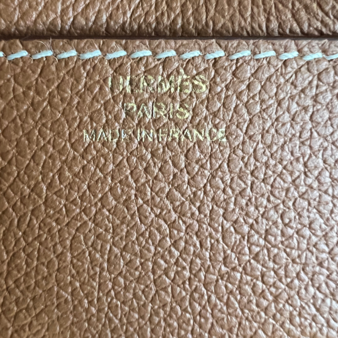 48831-Hermes-Brieftasche_2D_0012 HERMÈS BRIEFTASCHE CONSTANCE COMPACT AUS KALBSLEDER IN GOLD MIT GHW