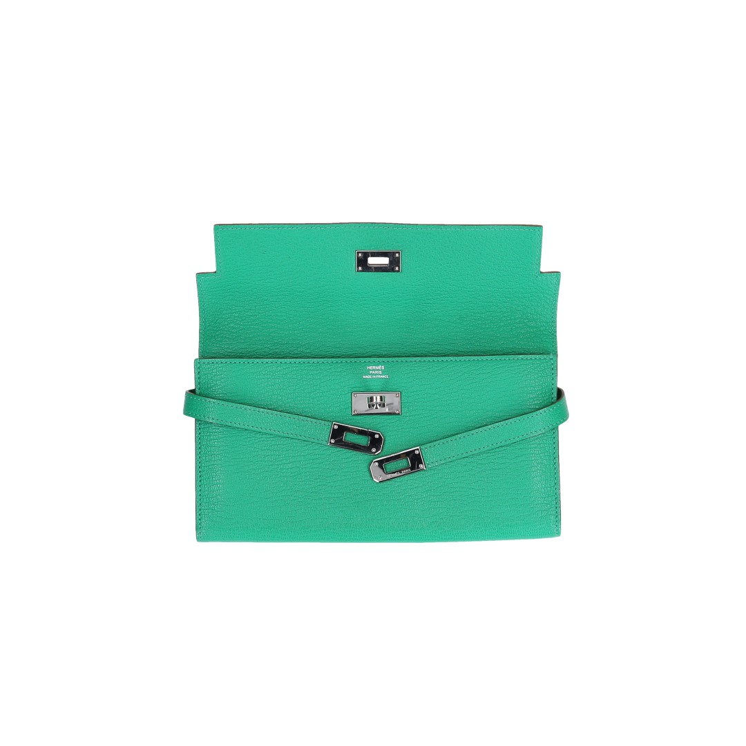 HERMÈS BRIEFTASCHE KELLY CLASSIQUE AUS CHEVRE MYSORE IN MENTHE MIT PHW