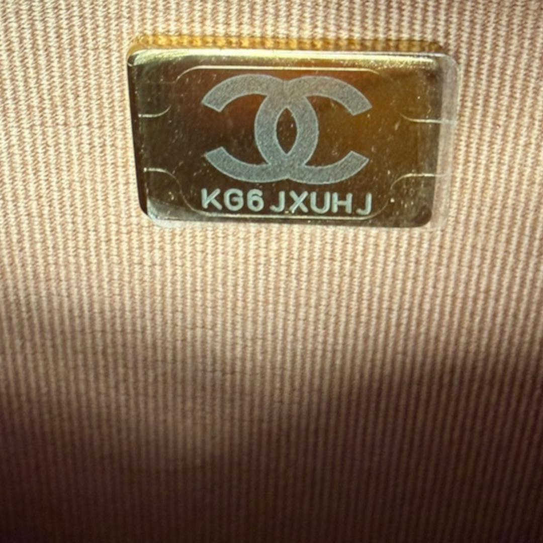 CHANEL WALLET ON CHAIN 19 UMHÄNGETASCHE AUS LAMMLEDER IN BRAUN (AP0957)