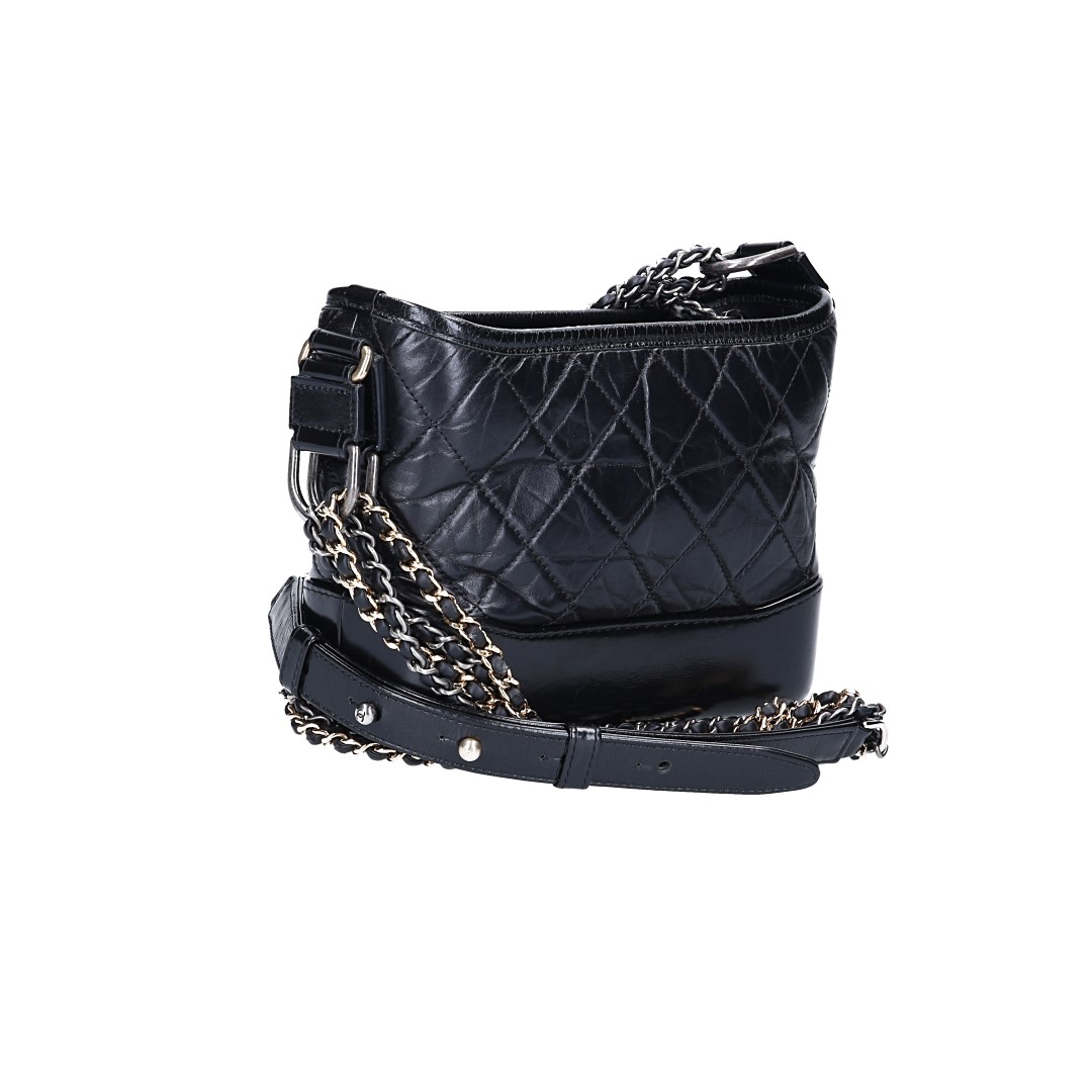 CHANEL GABRIELLE (SMALL) HANDTASCHE KALBSLEDER IN SCHWARZ (A91810)