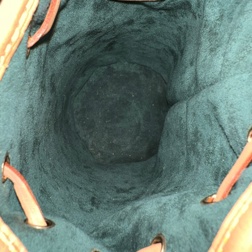 44698-Louis-Vuitton-Etui_2D_0017