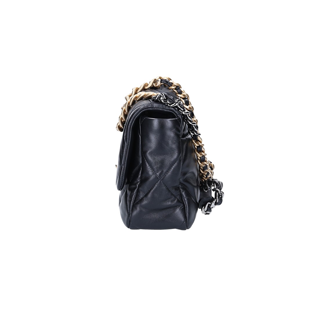 CHANEL 19 GROßE PATTENTASCHE HANDTASCHE AUS LAMMLEDER IN SCHWARZ (AS1161)