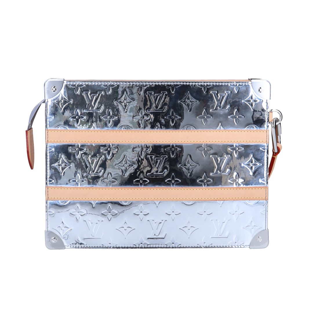 46703-Louis-VUitton-Pochette-Monogram_2D_0006