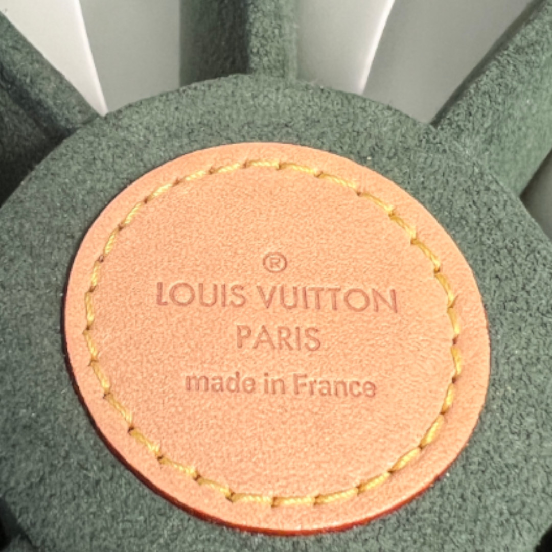 LOUIS VUITTON ROUND TEA BOX AUS MONOGRAM CANVAS (M20140)