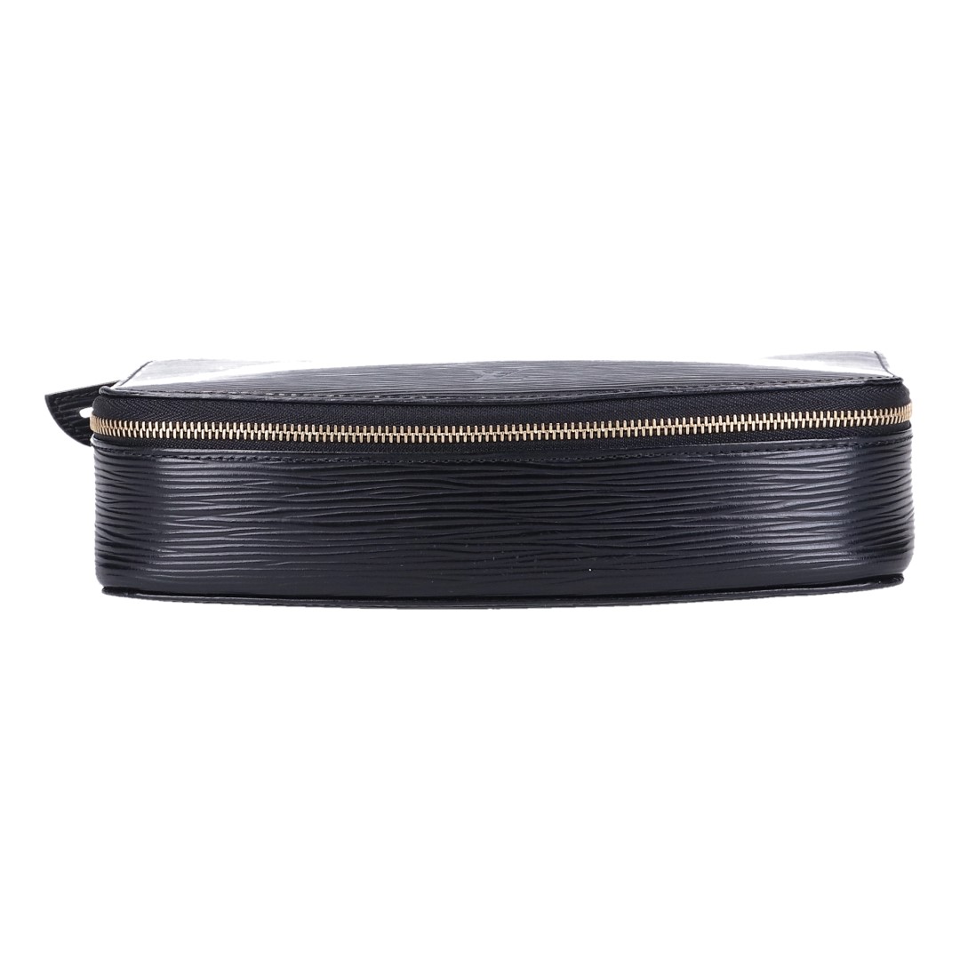 44137-Louis-Vuitton-Handtasche-Epi_2D_0010