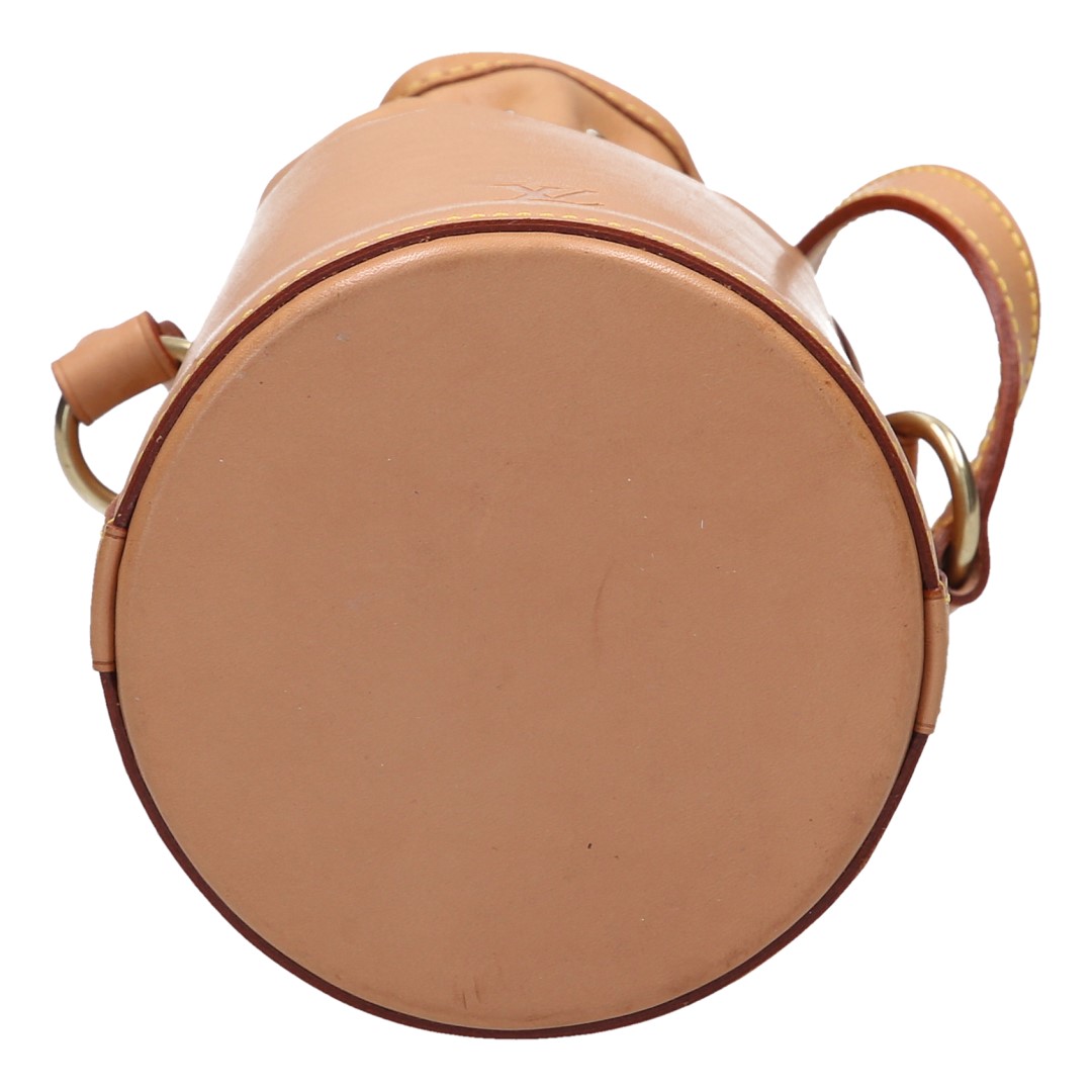 44698-Louis-Vuitton-Etui_2D_0010