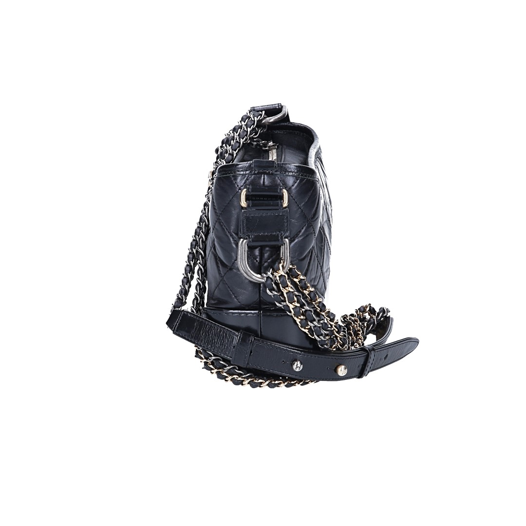 CHANEL GABRIELLE (SMALL) HANDTASCHE KALBSLEDER IN SCHWARZ (A91810)