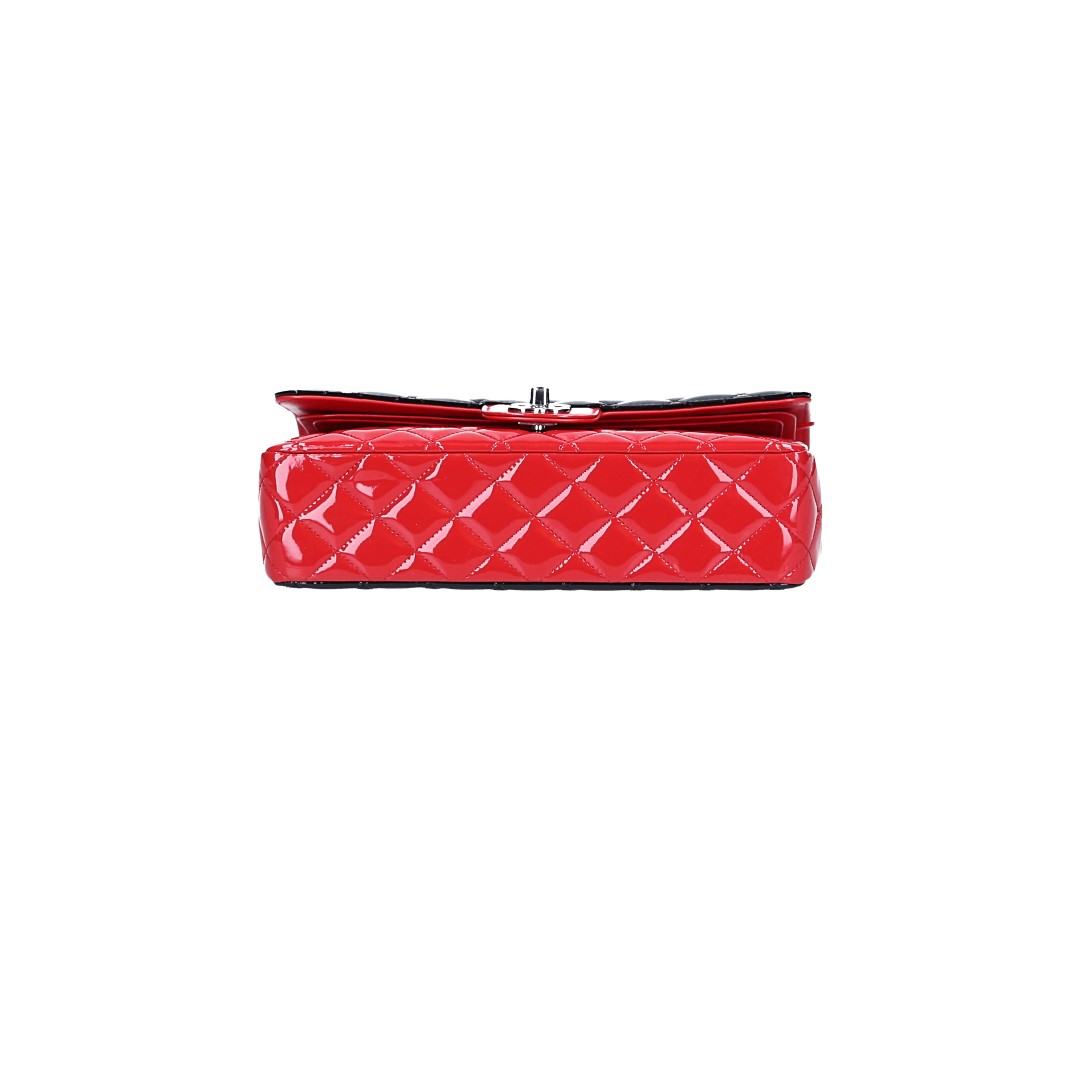 CHANEL TIMELESS DOUBLE FLAP HANDTASCHE (MEDIUM) AUS LACKLEDER IN SCHWARZ/ROT MIT SHW (A01112)