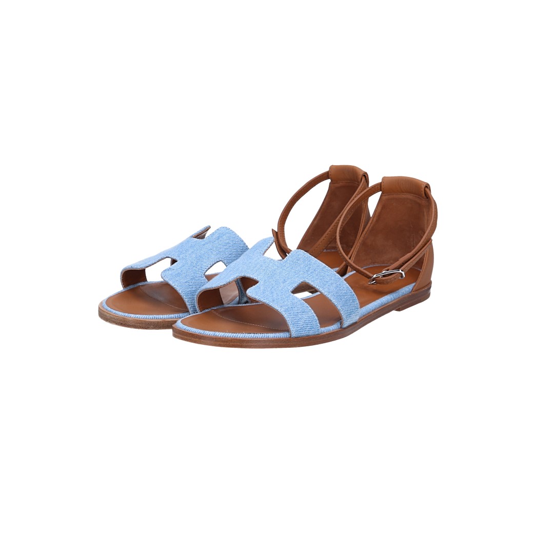 HERMÈS SANDALE 'SANTORINI' AUS KALBSLEDER IN BLEU CLAIR/NATUREL IN GR. 38,5