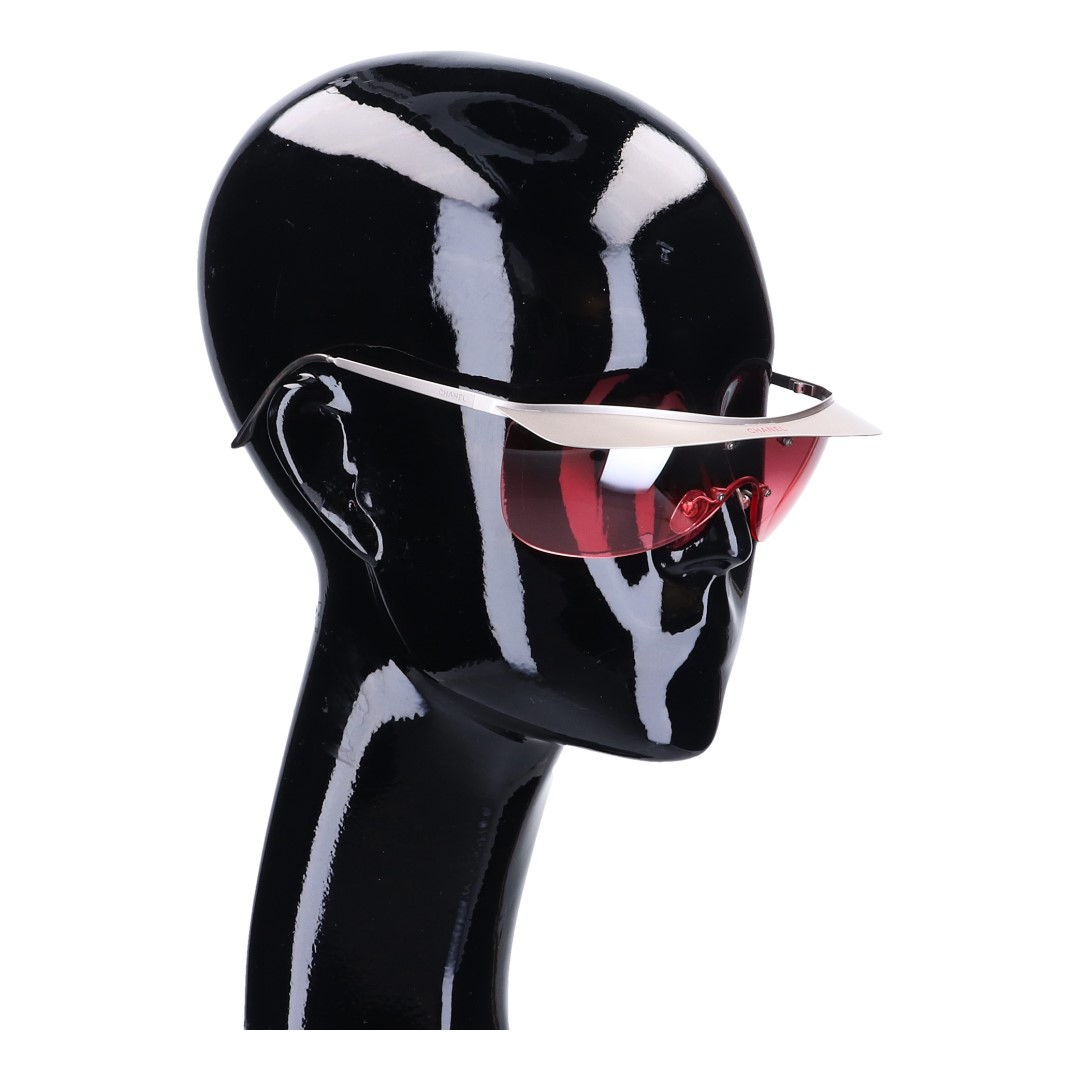 43605-Chanel-Sonnenbrille_2D_0008 CHANEL SONNENBRILLE '19136' AUS SILBERGRAUFARBENEM METALL