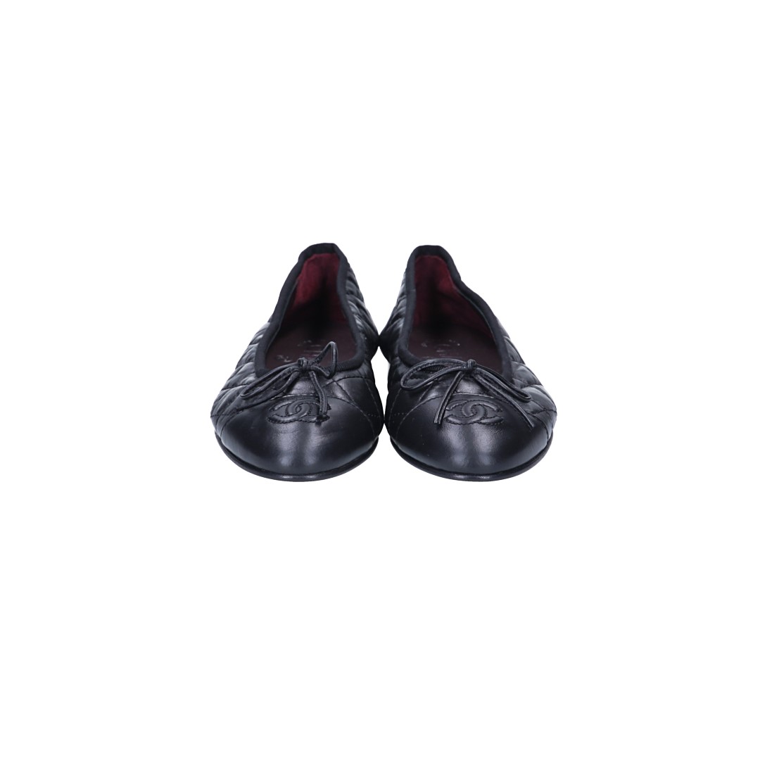 CHANEL BALLERINA SCHUHE AUS LEDER IN SCHWARZ GR. 35 (J G26250)