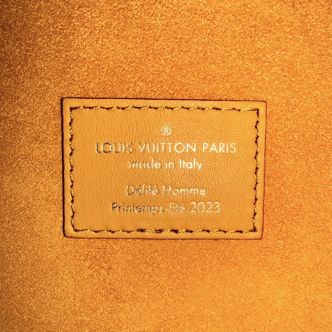 LOUIS VUITTON KEY HOLDER & BAG CHARM 'LEMON POUCH' IN MONOGRAM CANVAS (M81197)