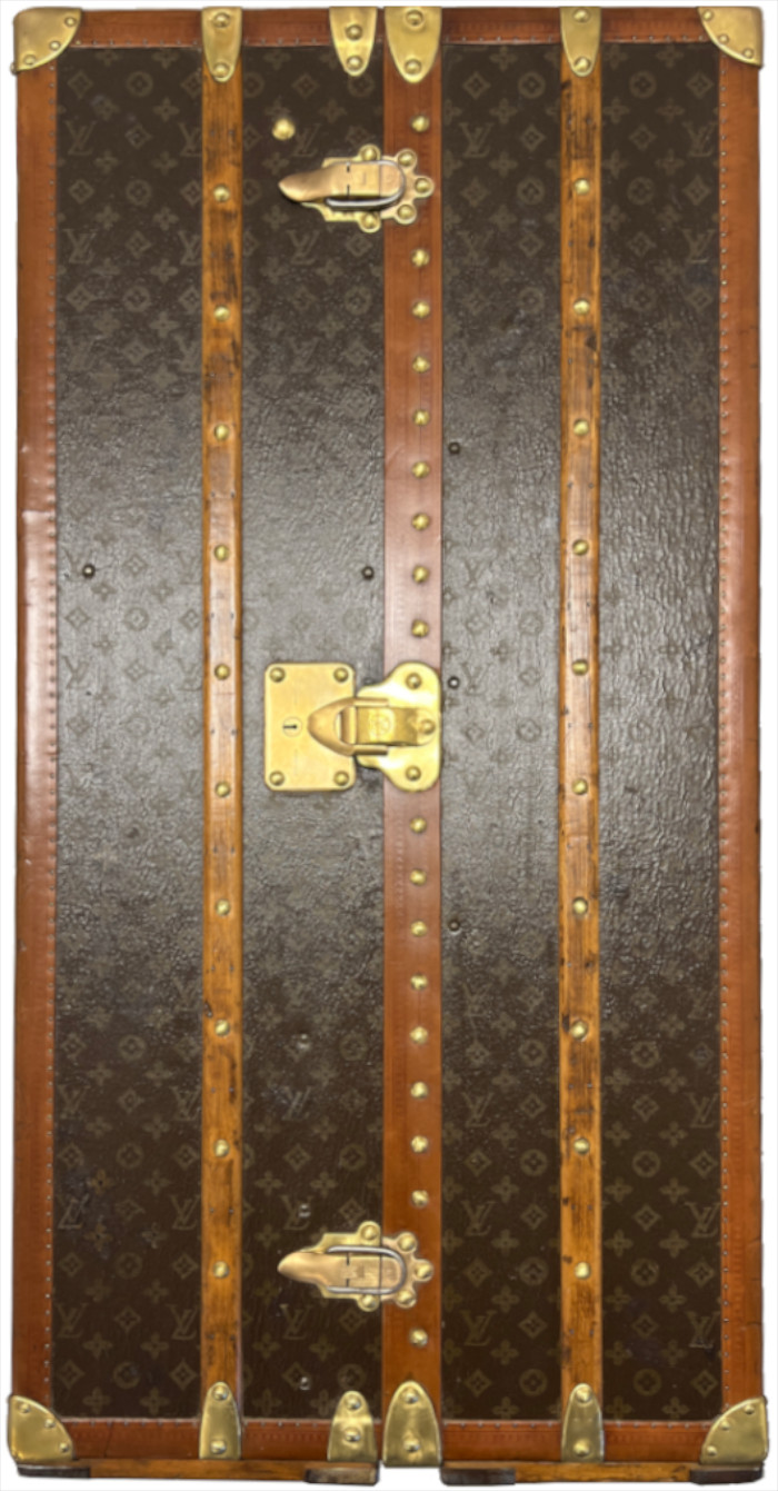 48364-LV-Truhe-012 LOUIS VUITTON MALLE ARMOIRE SCHRANK-TRUHE AUS MONOGRAM CA. 1915-1920