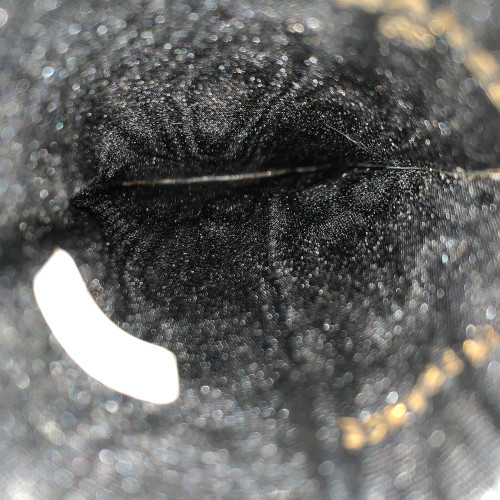 41604-Chanel-Etui_2D_0007 CHANEL ETUI FÜR LESE-ODER SONNENBRILLEN AUS LACKLEDER IN SCHWARZ