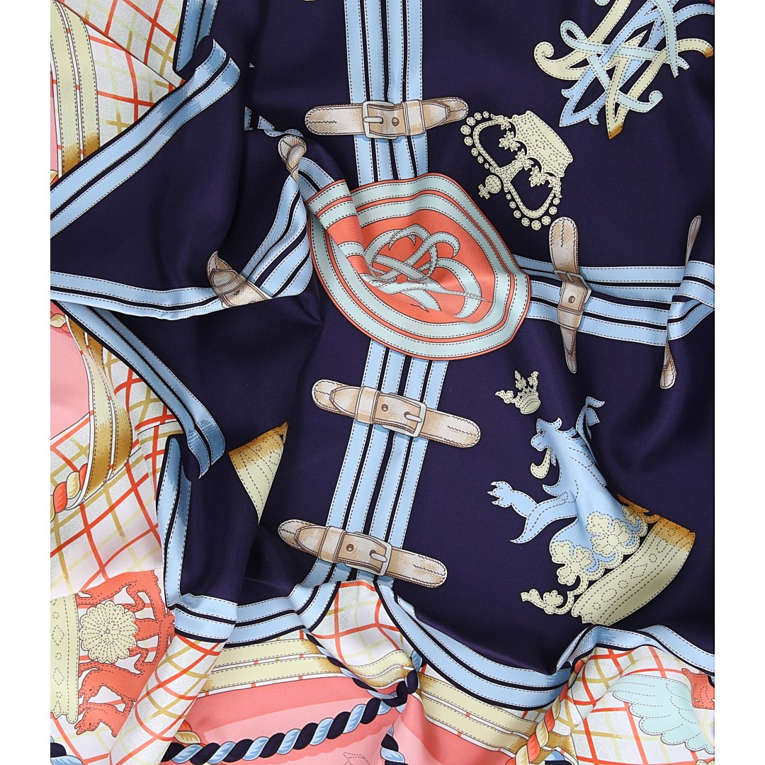 46170-Hermes-Tuch-GrandeTenue_2D_0003 HERMÈS SEIDENTUCH 90 x 90 CM CARRÉ MOTIV 'GRANDE TENUE' VON HENRI D'ORIGNY